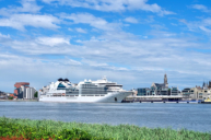 Seabourn Ovation - © Paul Van Krunkelsven