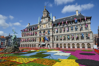 De Grote Markt - Het Stadhuis - ©Sebastiaan Peeters