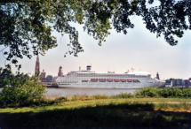 Crown Princess in Antwerpen - ©John Moussiaux