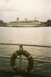 Royal Viking Sky in Antwerpen - ©Johan Thibaut