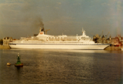 Royal Viking Sky in Antwerpen - ©Johan Thibaut