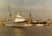 Royal Viking Sky in Antwerpen - ©Johan Thibaut