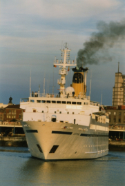 Carina in Antwerpen - ©Florent Van Otterdyk