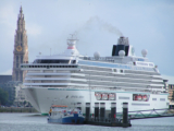 Crystal Serenity in Antwerpen - ©John Moussiaux