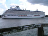 Crystal Serenity in Antwerpen - ©John Moussiaux