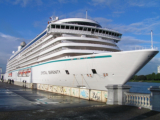 Crystal Serenity in Antwerpen - ©John Moussiaux