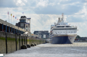 Explorer in Antwerpen - ©Sebastiaan Peeters