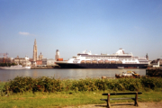 Maasdam in Antwerpen - ©John Moussiaux