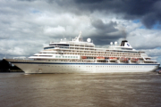 Seabourn Sun in Antwerpen - ©John Moussiaux