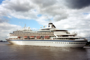 Seabourn Sun in Antwerpen - ©John Moussiaux