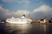 Royal Princess in Antwerpen - ©John Moussiaux