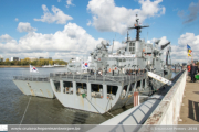 ROKS AOE58 Daecheong & ROKS Chungmugong Yi Sun-Shin DDH-975 in Antwerpen - ©Sebastiaan Peeters