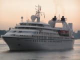 Seabourn Pride in Antwerpen - ©John Moussiaux