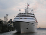 Seabourn Pride in Antwerpen - ©John Moussiaux