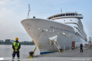 Seven Seas Navigator in Antwerpen - ©Sebastiaan Peeters